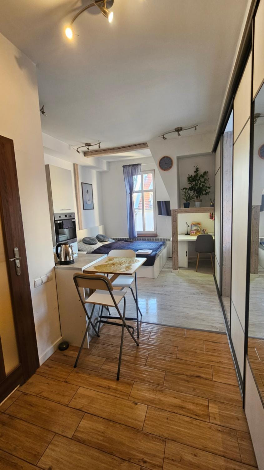 TV and multimedia, Dining area