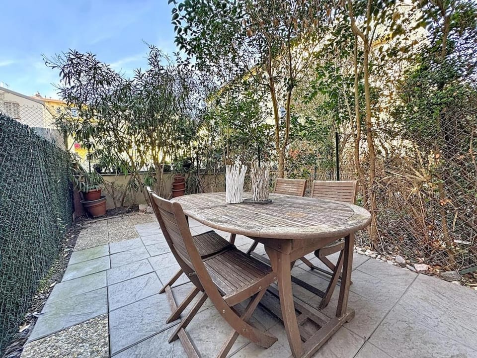 Patio, Balcony/Terrace