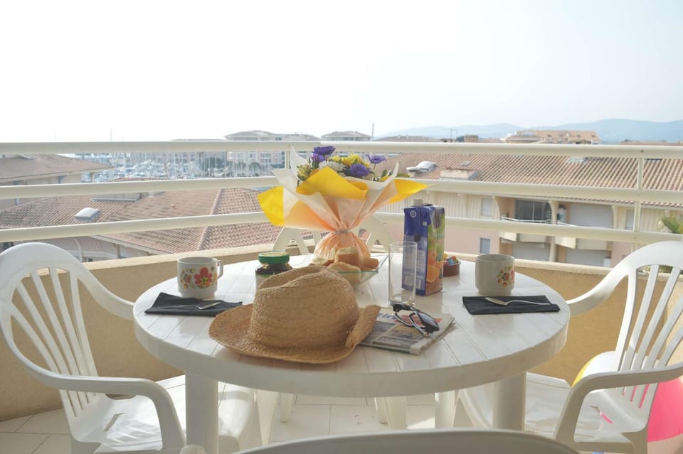 Balcony/Terrace, Balcony/Terrace