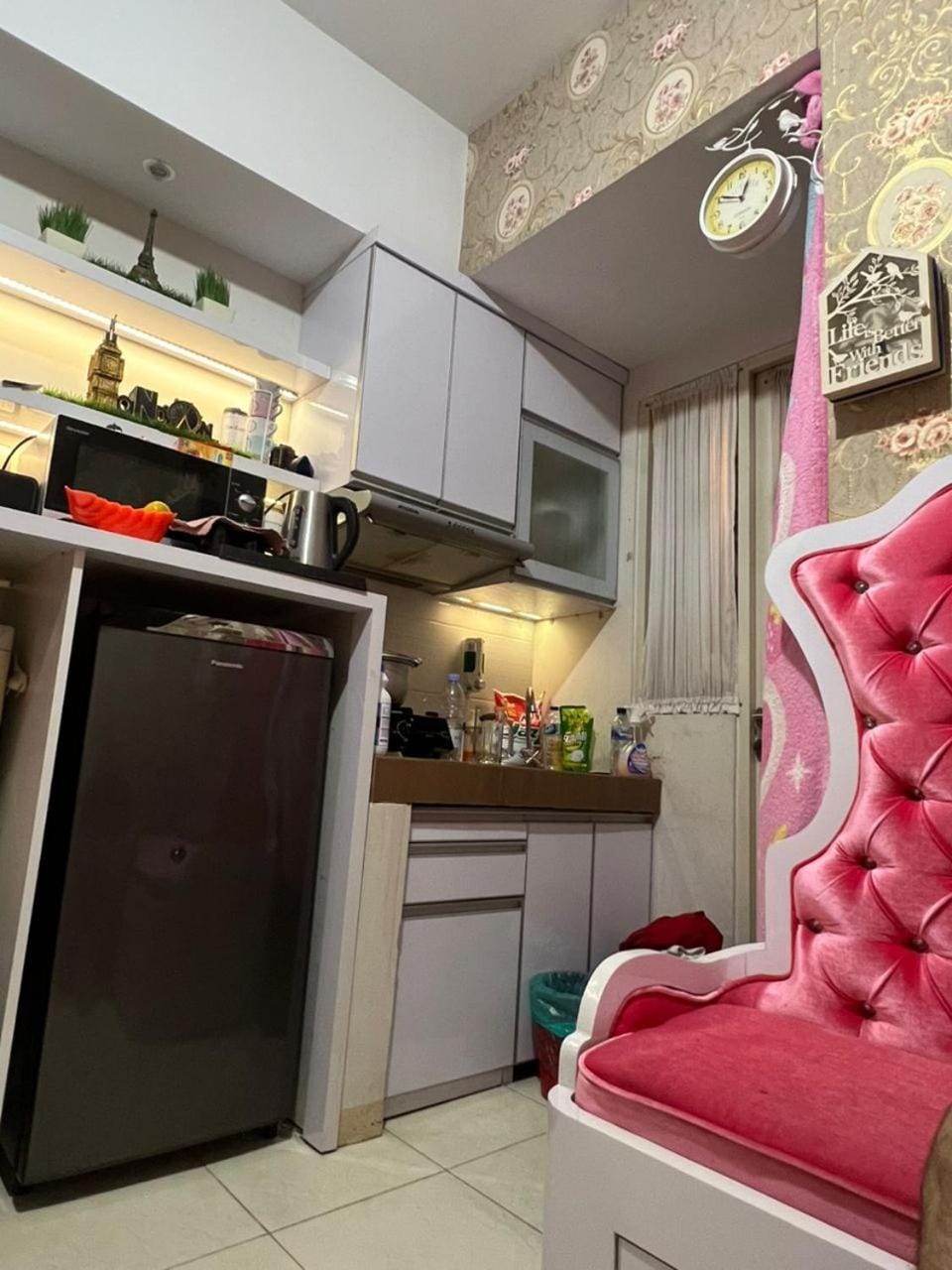Cozy Studio Apartment in South Jakarta City