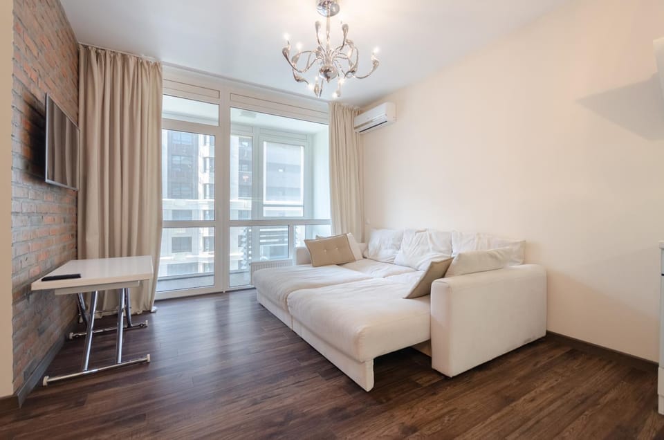 TV and multimedia, Living room, Seating area, heating, air conditioner