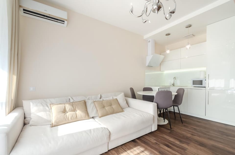 Living room, Seating area, Dining area, air conditioner