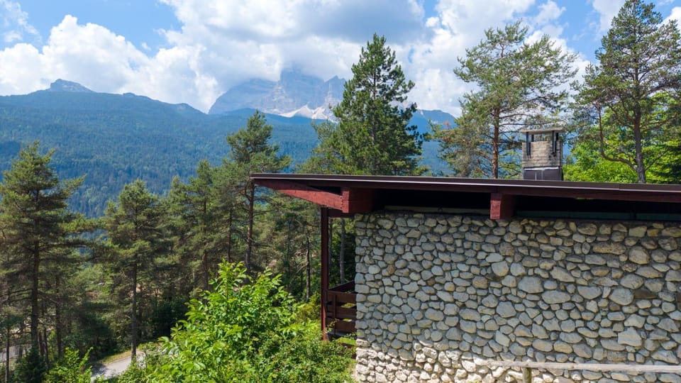 Panoramic chalet in the ENI Village near Cortina Chalet in Veneto
