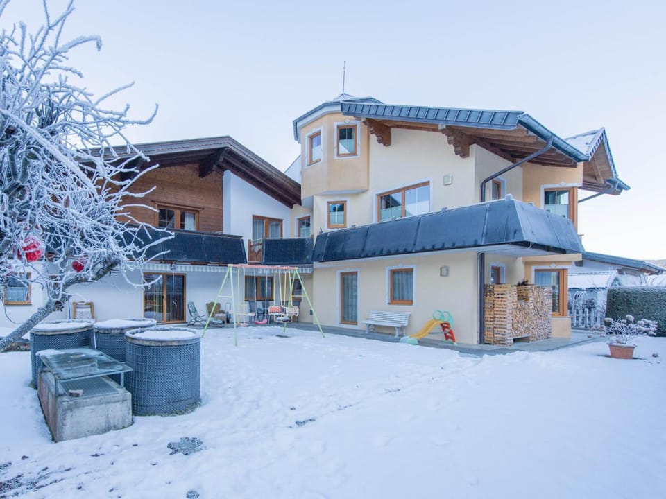 Property building, Winter