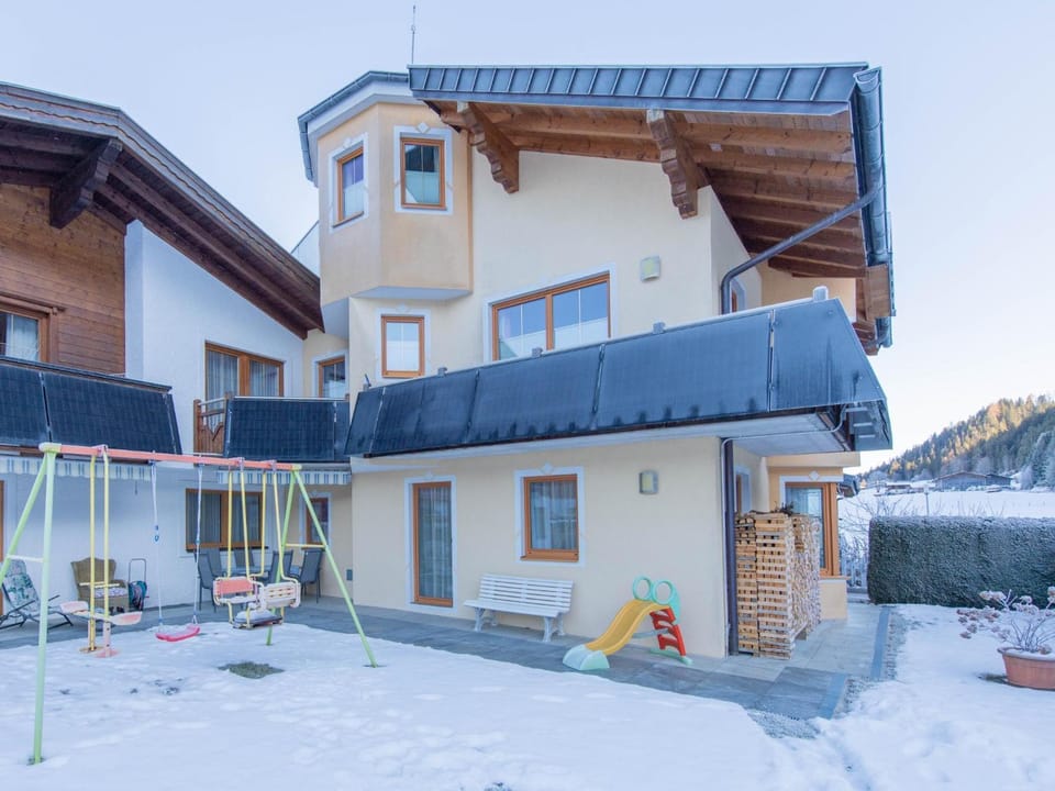 Property building, Winter
