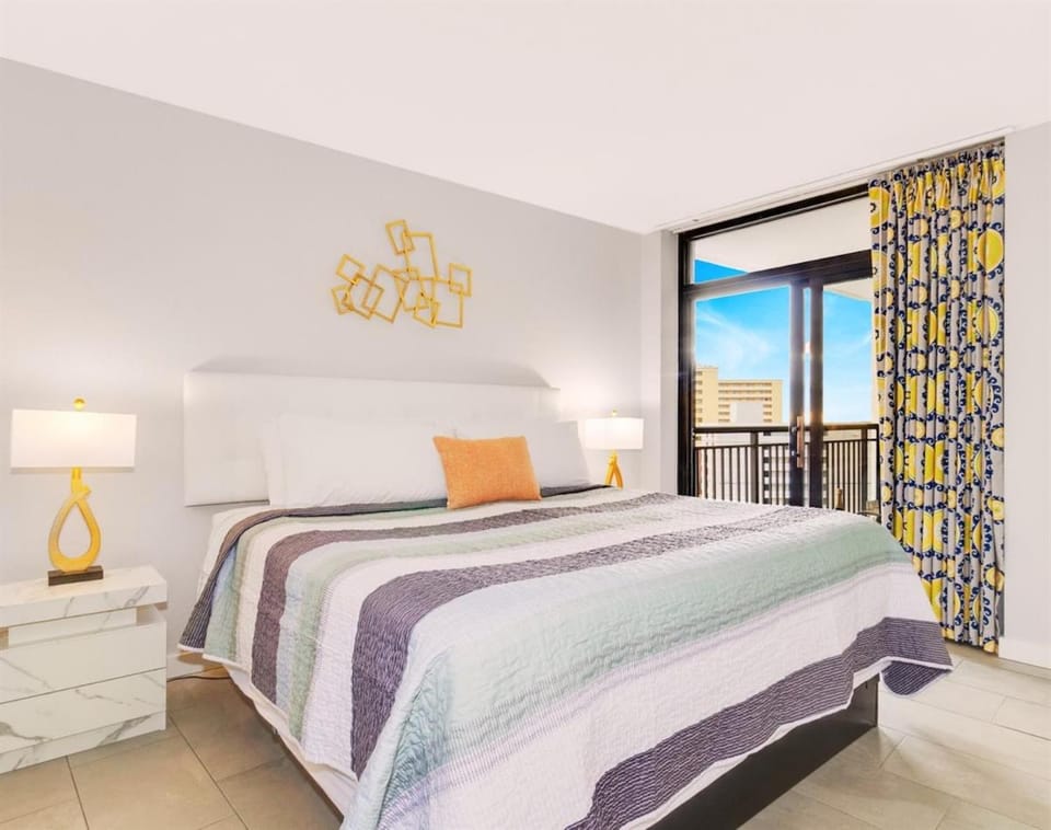 Memory Maker Oceanfront Suite 916 OR Apartment in Myrtle Beach