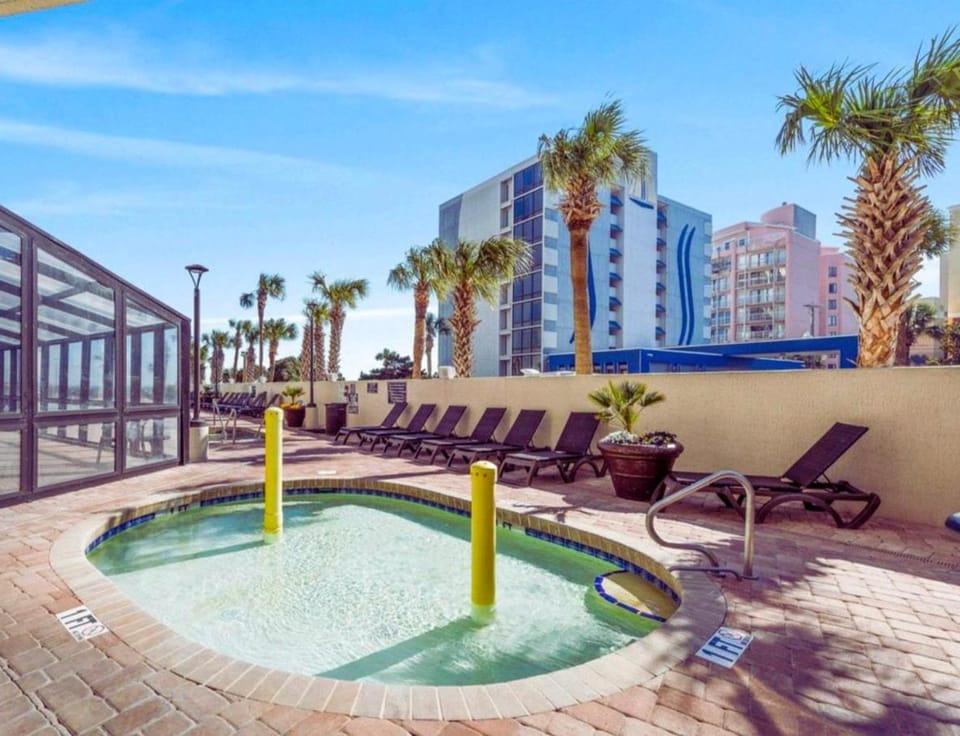 Memory Maker Oceanfront Suite 916 OR Apartment in Myrtle Beach