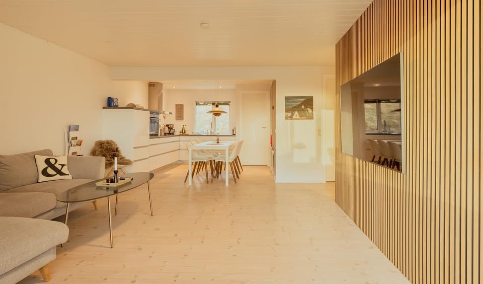 Living room, Dining area, kitchen