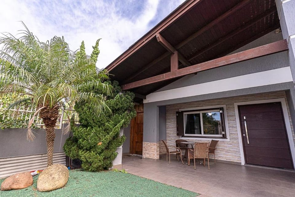 Casa Atlântida House in State of Rio Grande do Sul