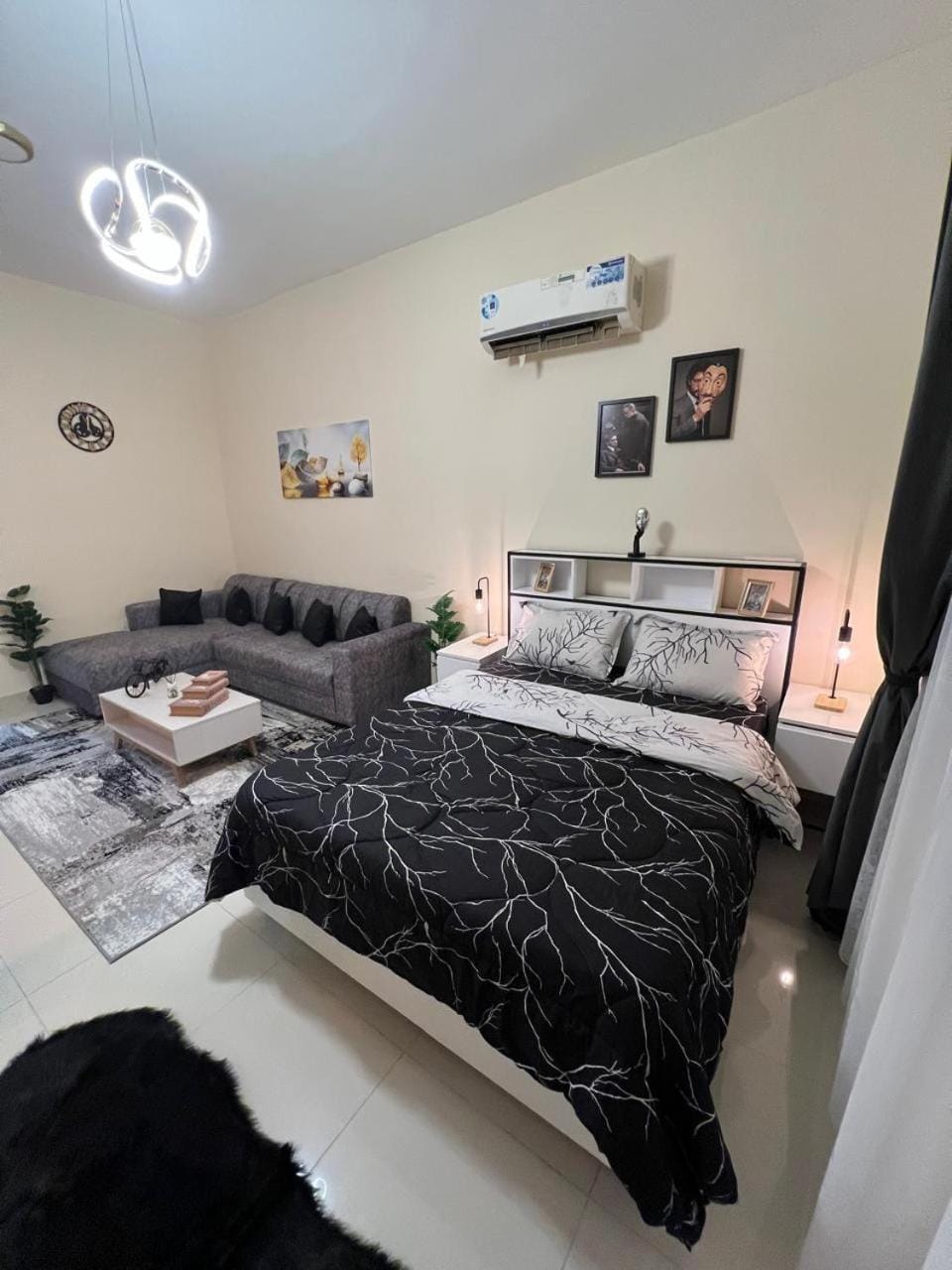 Property Dubai Al Maktoum Street Apartment in Dubai