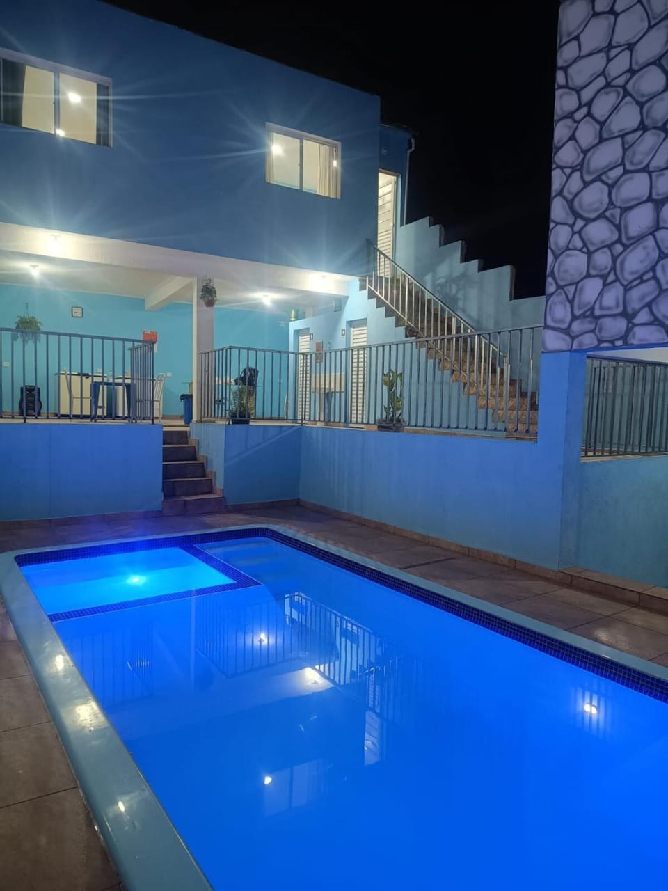 Primos Eventos - Casa com Piscina House in Suzano