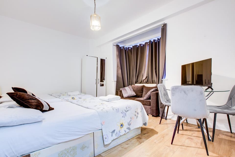 Paddington Garden Residence Apartment in City of Westminster