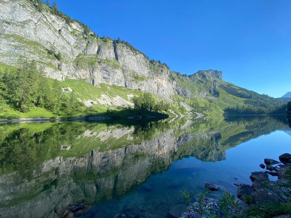 Nearby landmark, Natural landscape, Lake view, Mountain view