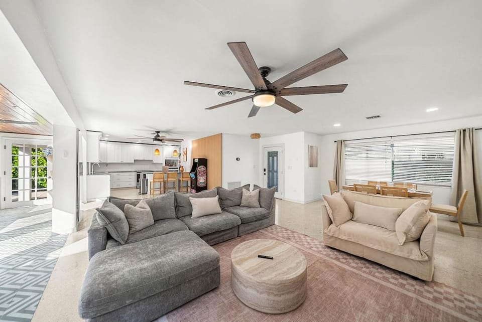 Game Room, Family