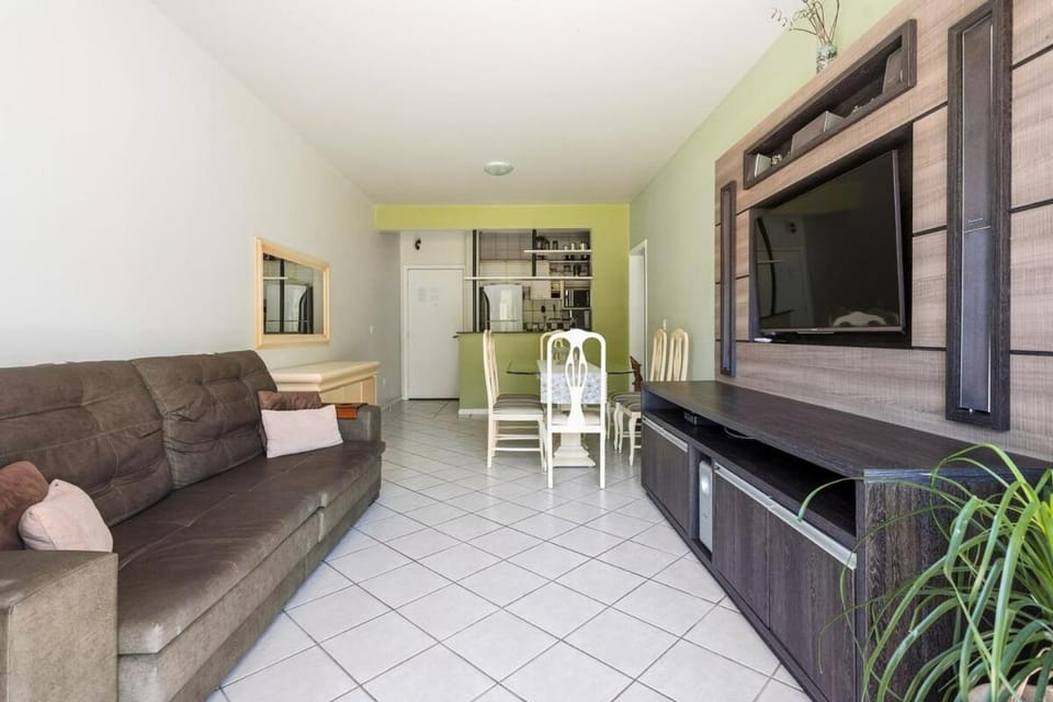 Apartamento a 30 metros do Mar na Praia Brava Apartment in Florianopolis