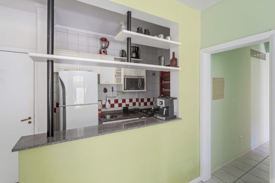 Apartamento a 30 metros do Mar na Praia Brava Apartment in Florianopolis