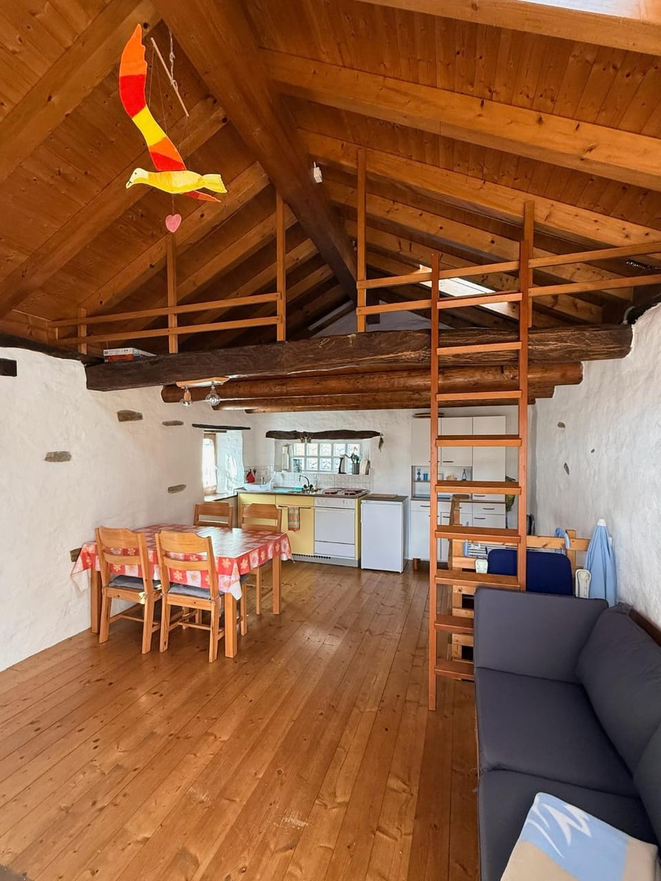 Communal lounge/ TV room