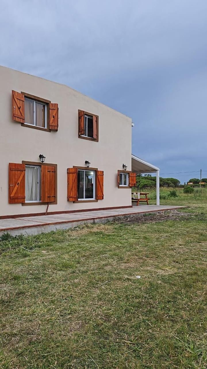 Complejo La Serrana l House in Buenos Aires Province