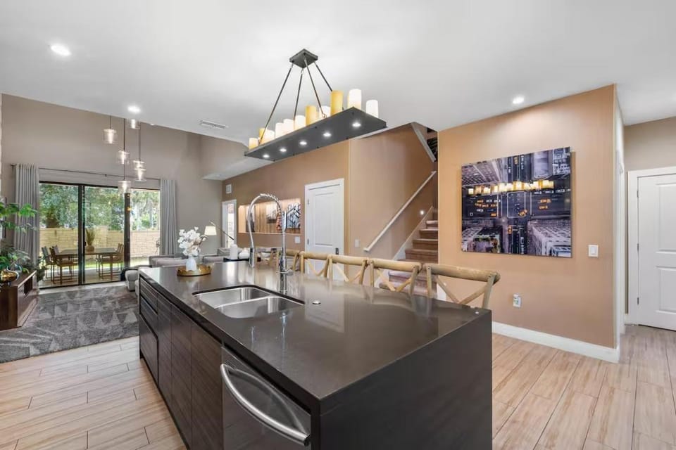 Magic Villa - 4 En-Suite & BBQ Grill House in Bay Lake