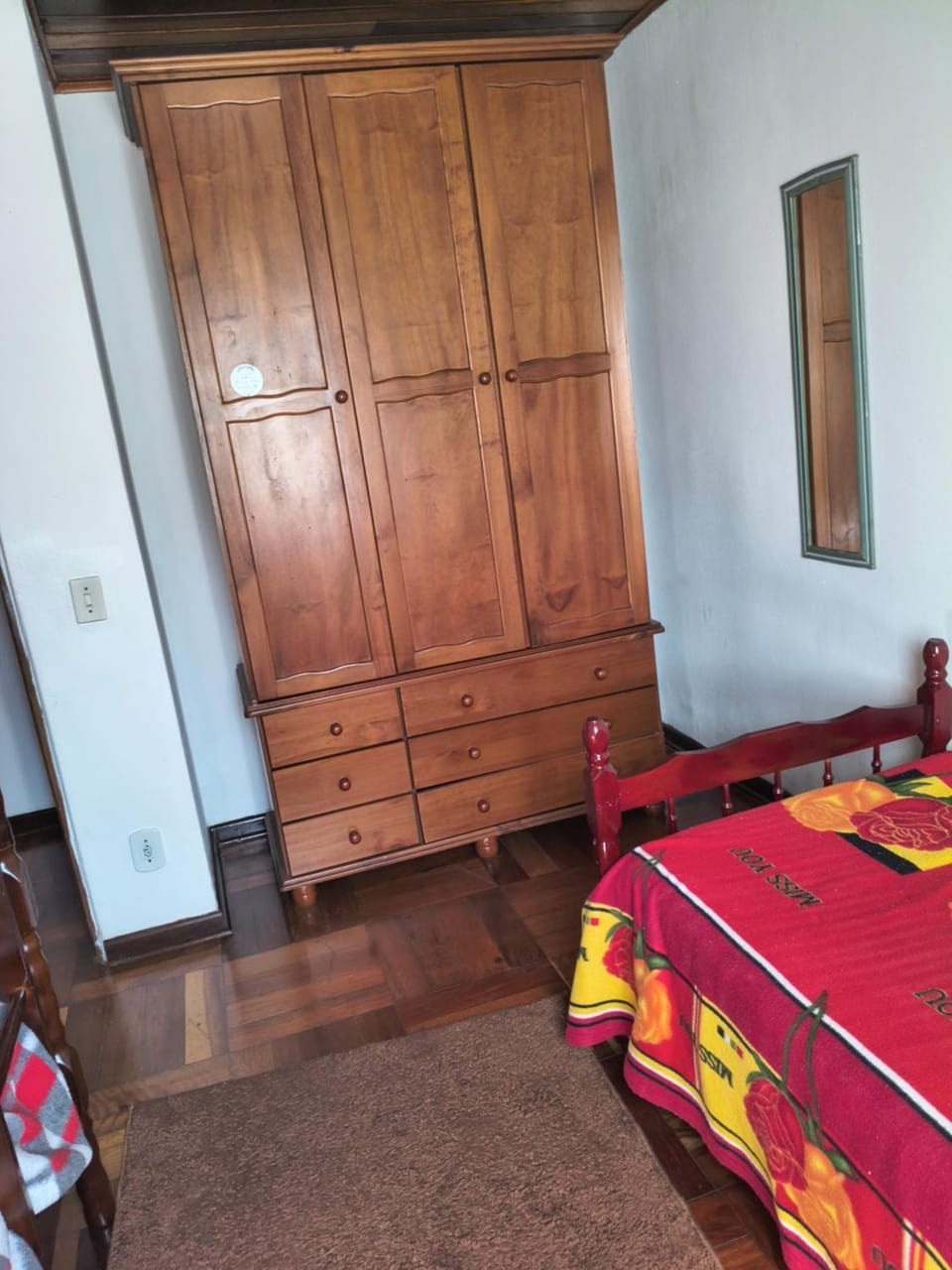 Refúgio da Serra - com lareira - 900m do Capivari House in Campos do Jordão