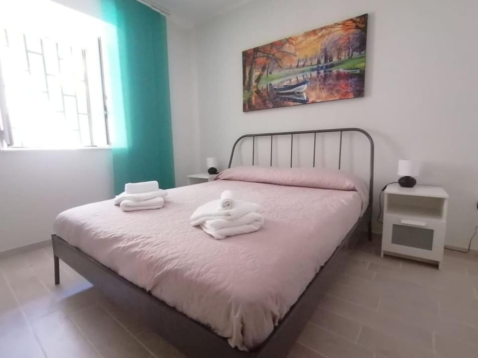 Il terrazzino - entire apartment in Vomero Apartment in Naples