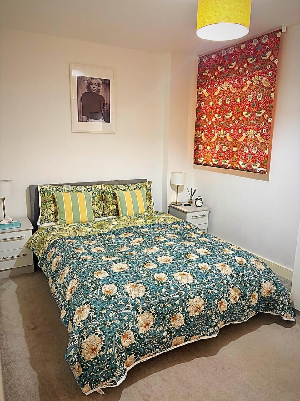 Bed, Photo of the whole room, Bedroom