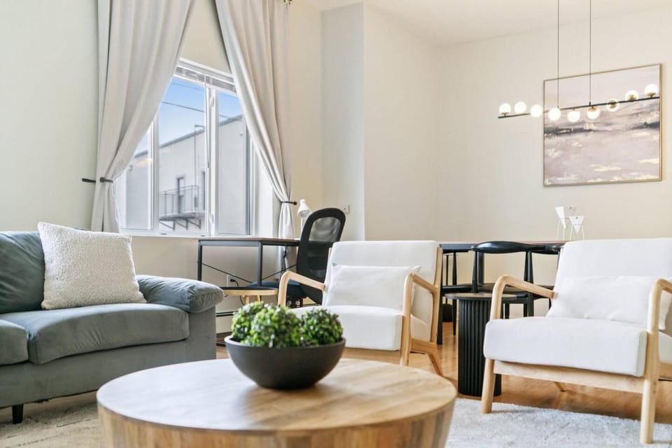 Group Retreat 15Min to NYC, MetLife, Mall, FREE Pa Apartment in Union City