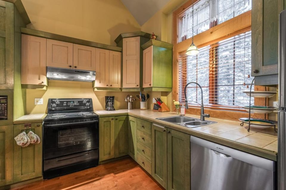 37 chemin des Skieurs House in Quebec