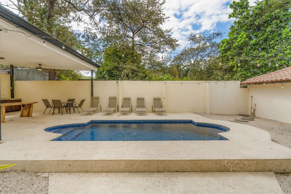 Elegant Surfside Retreat with Private Pool Spacious Outdoor Patio & Walkable Beach Access Apartment in Guanacaste Province