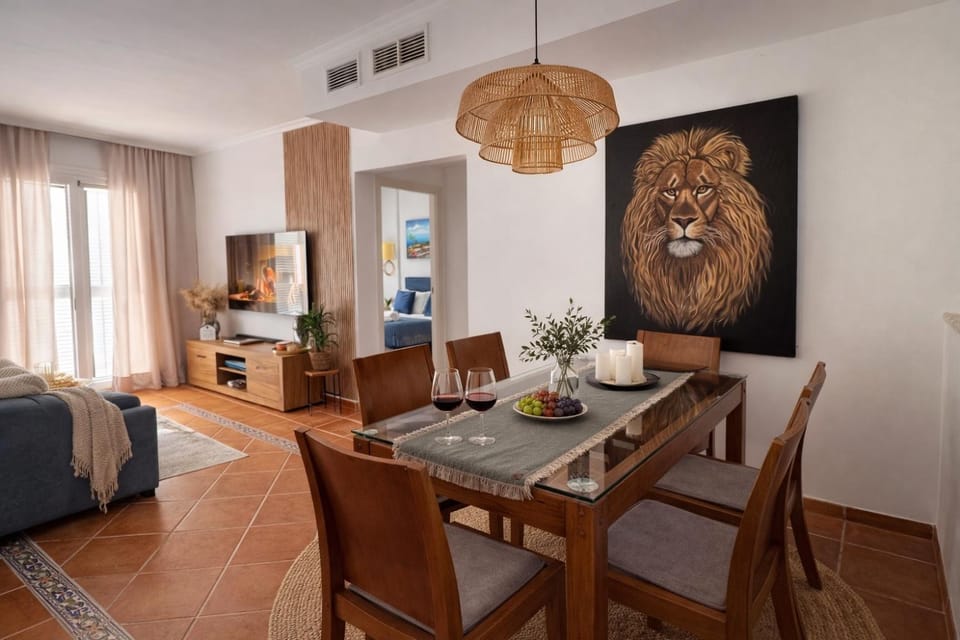 Living room, Dining area