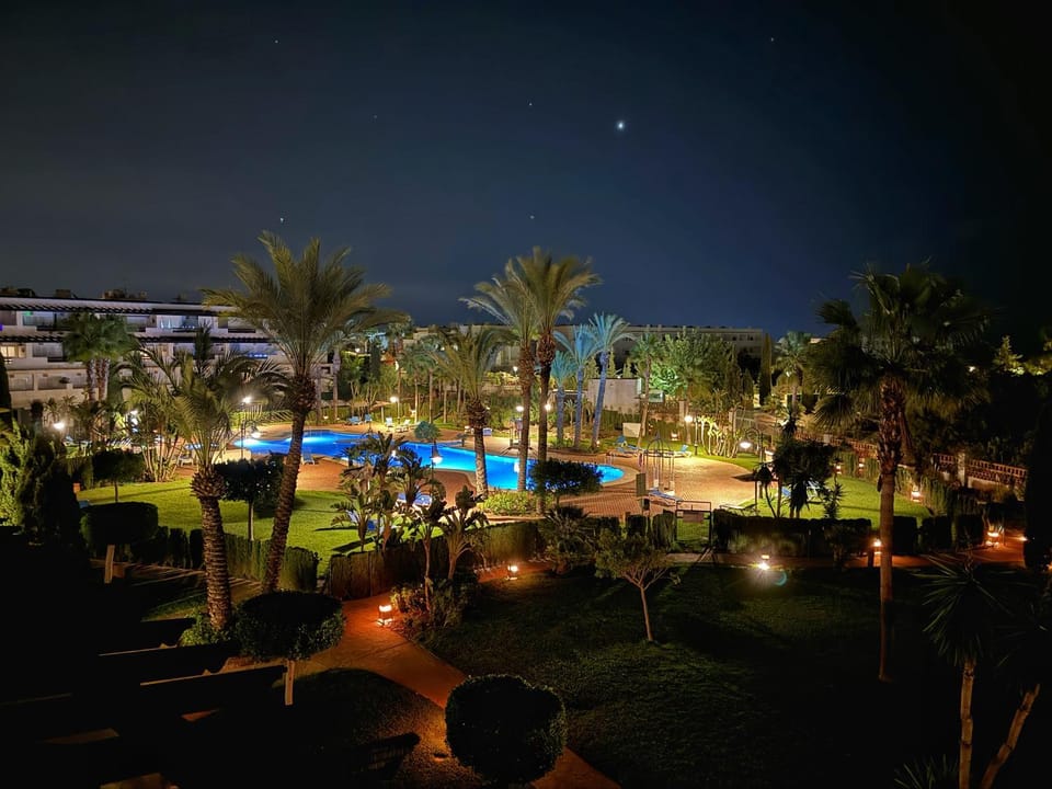 Night, Pool view