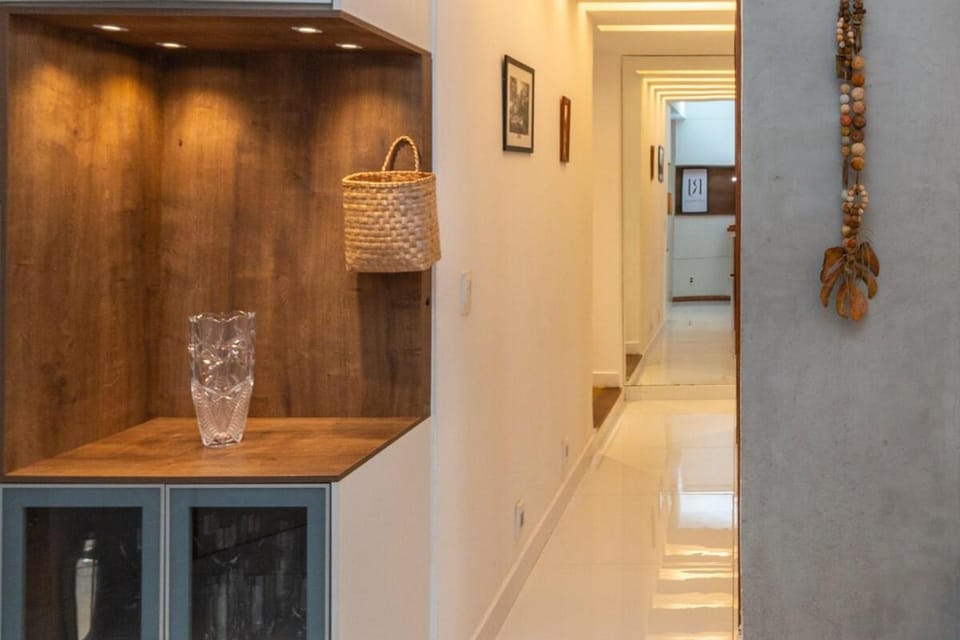 Comfort and charm 2 bedrooms in Copacabana 50m from the waterfront Apartment in Rio de Janeiro