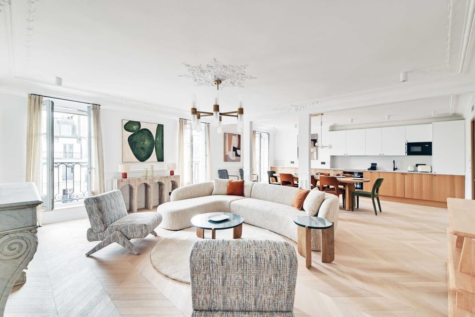 Living room, Seating area