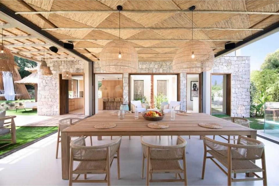 Patio, Seating area