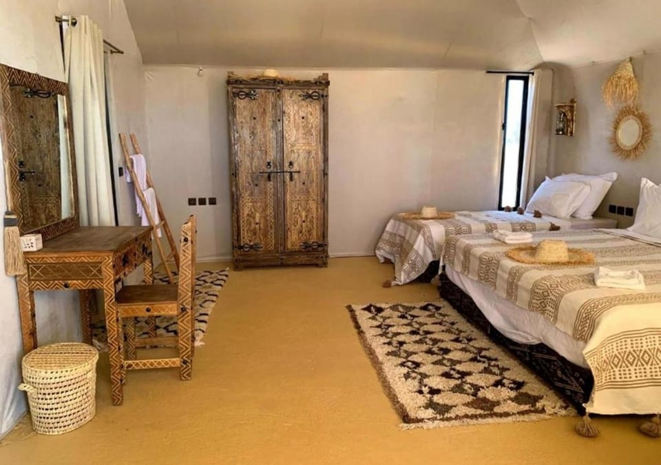 Bed, Photo of the whole room, Bedroom, towels, wardrobe