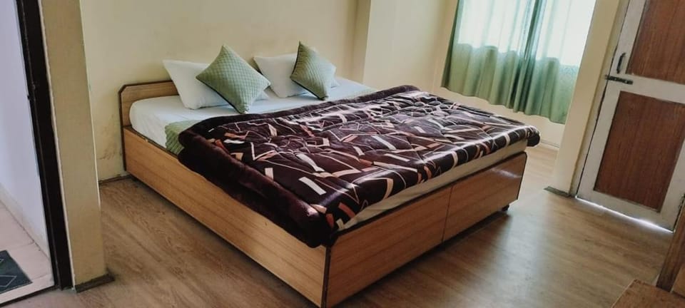 Hotel Vamika Hotel in Manali