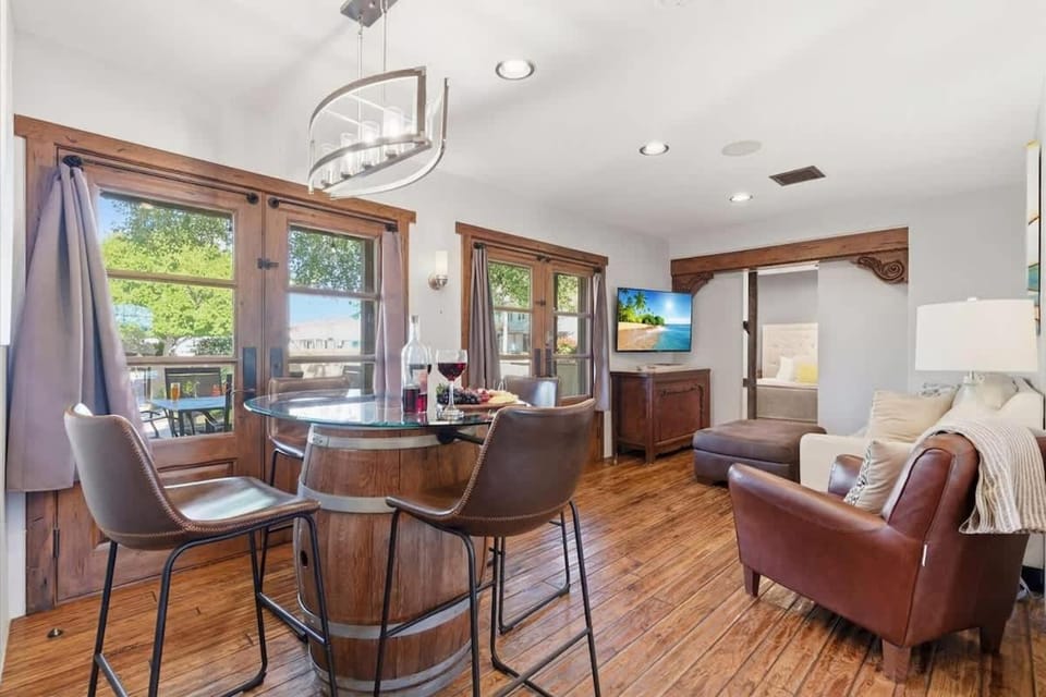 Orchard-4 Units-In Old Town-Walk to Fashion Square House in Scottsdale