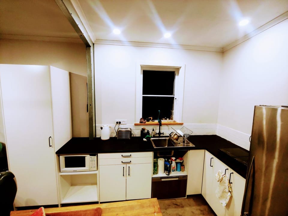 Caravan and studio set up for mountain biking House in Victoria