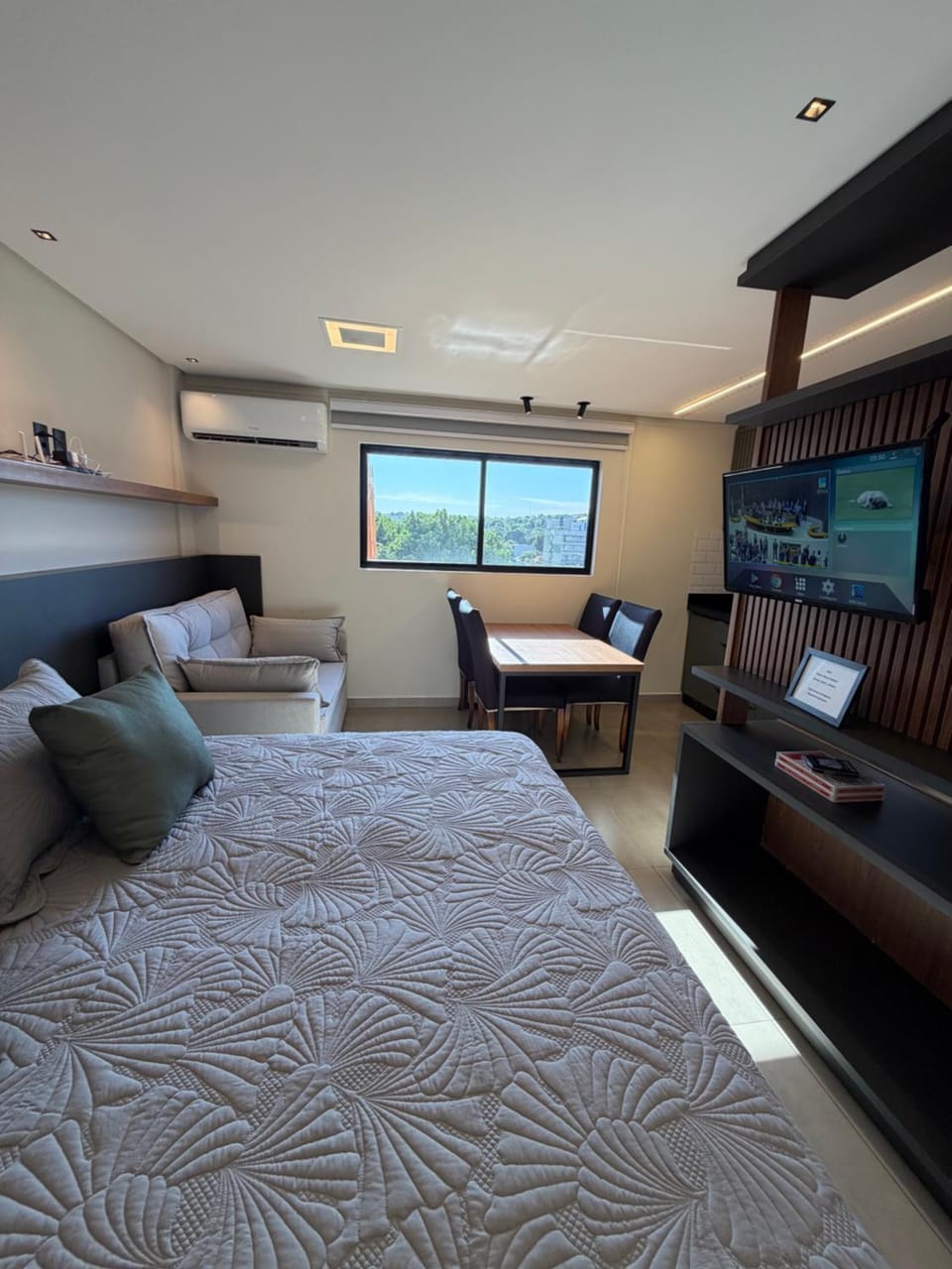 Communal lounge/ TV room, Bed, TV and multimedia, Photo of the whole room