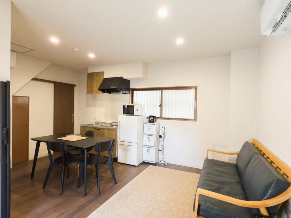 Kitchen or kitchenette, Living room, Dining area