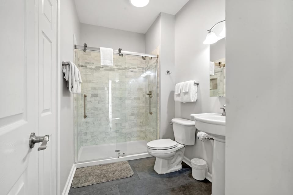 Shower, Bathroom