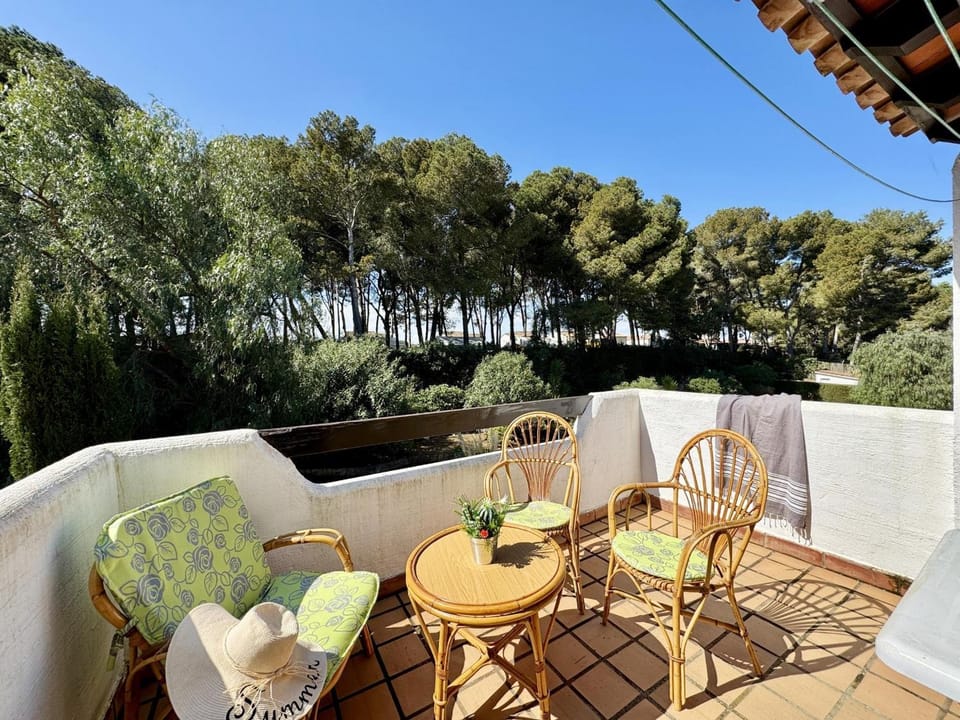 Dúplex familiar a 10 min de la playa con terraza - HISP-7-97 Apartment in L'Escala