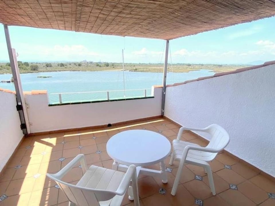Casa adosada 5 habitaciones en Roses, cerca del centro con terraza y canal - HISP-312-94 House in Roses