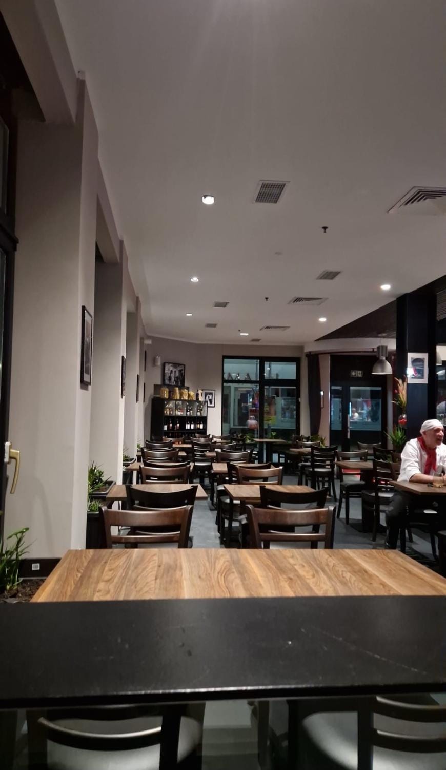 Restaurant/places to eat