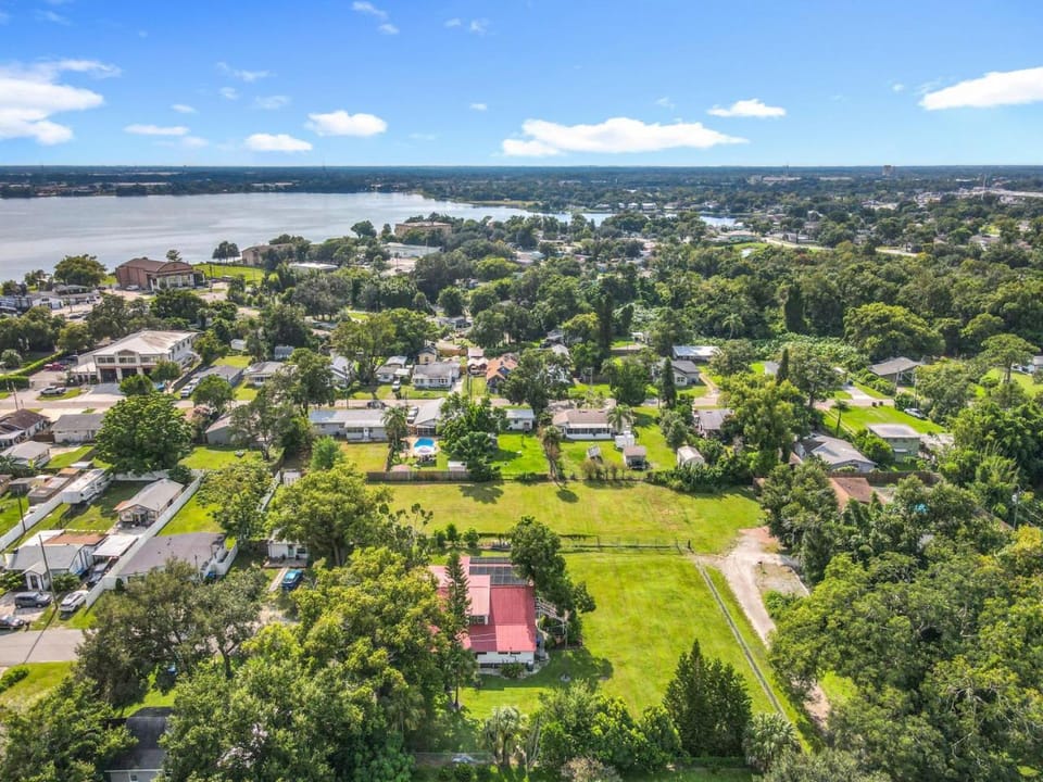 TreeTop Villa Minutes to Downtown and Winter Park House in Orlando