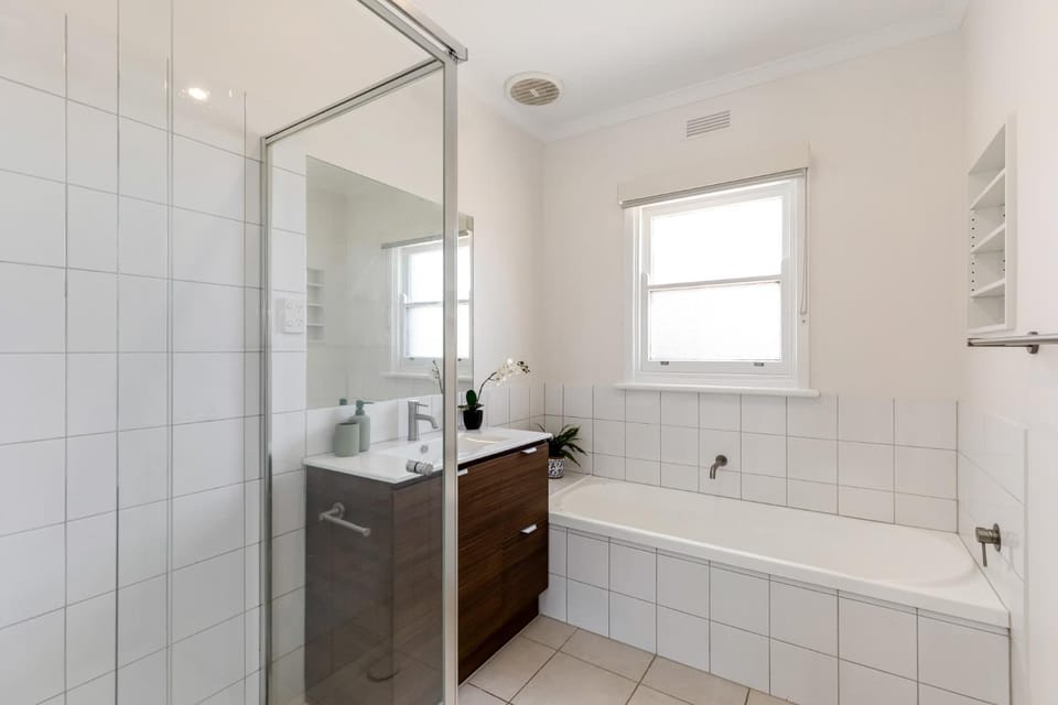 Shower, Bathroom, Bath
