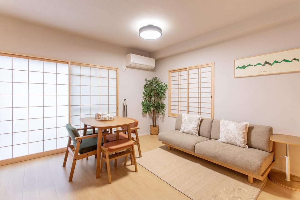 Living room, Dining area