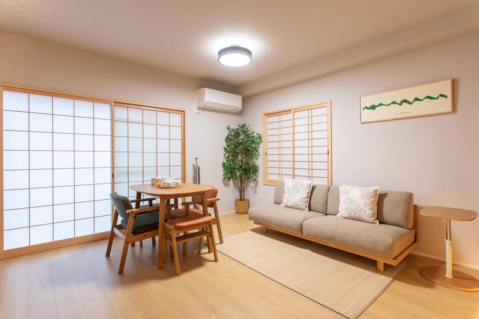 Living room, Dining area