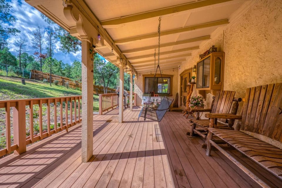 Wooded Mountain Retreat with Decks and Fireplace House in Ruidoso