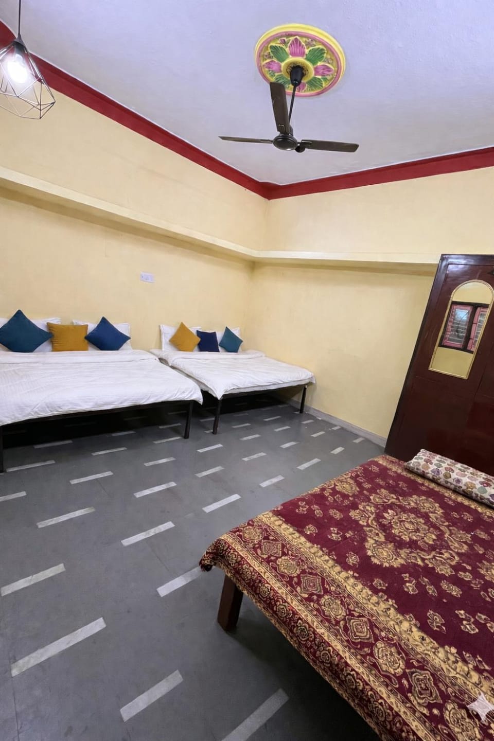 Kanha home stay House in India